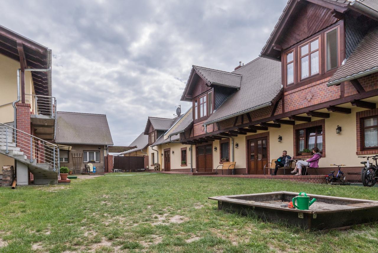 Gasthof Zum Slawen Vetschau Dış mekan fotoğraf